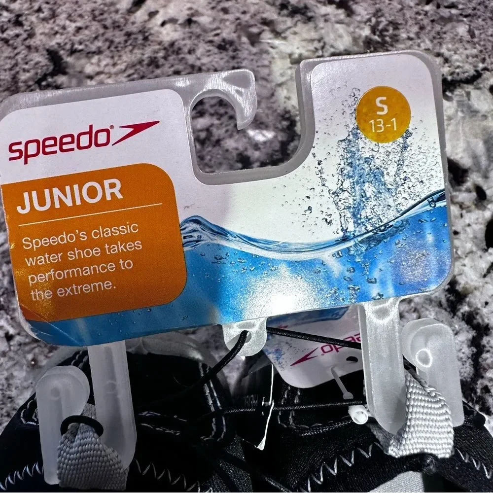 NWT Speedo Water Shoes